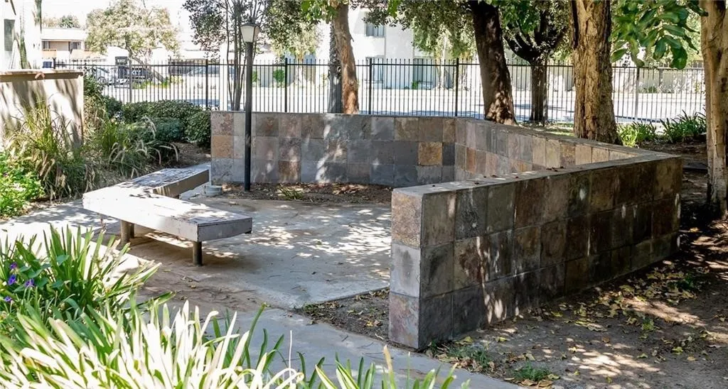 1110 West Blaine Street Riverside, CA 92507 - Photo 6 of 12