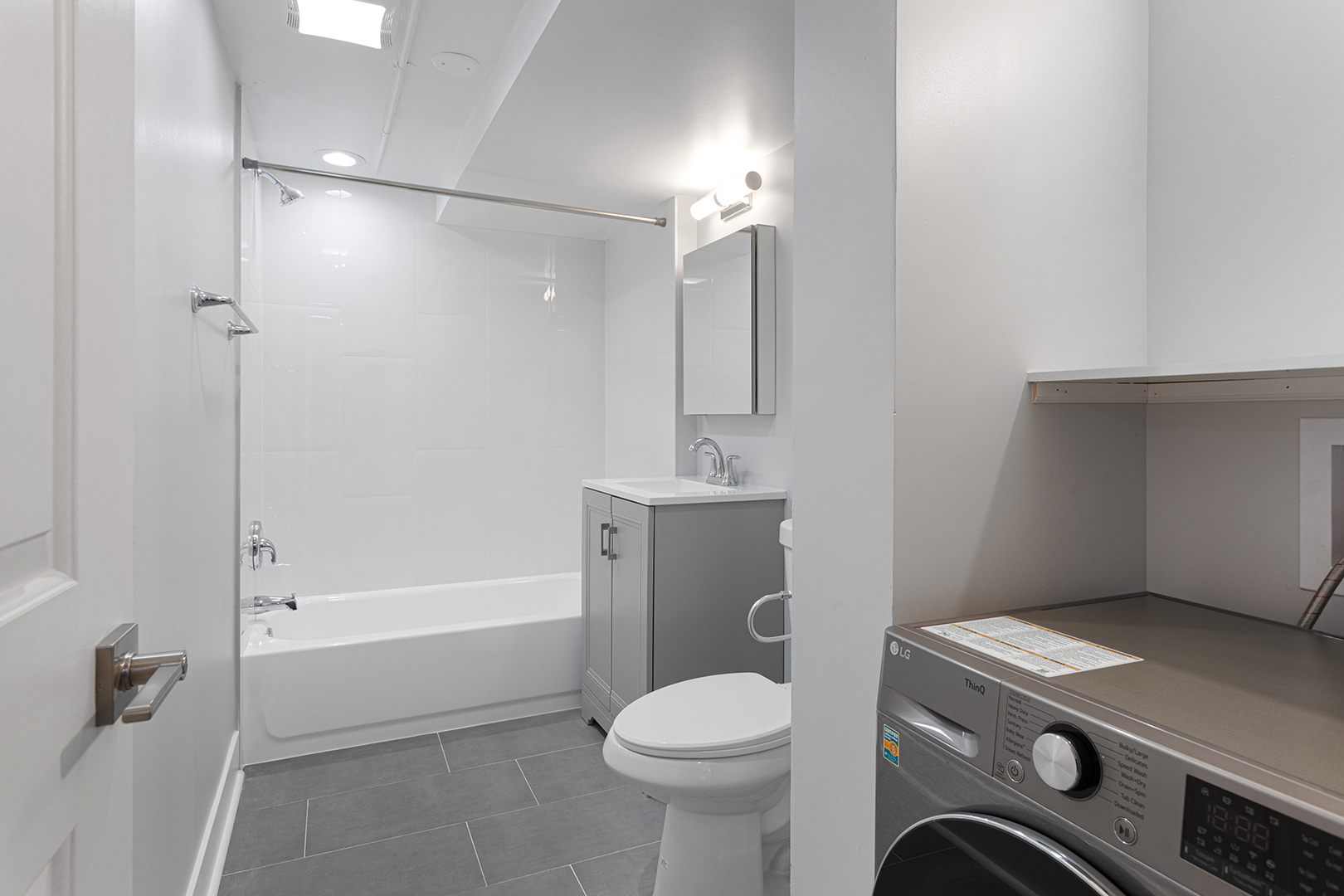 7600 North Sheridan Road, Unit B3S Chicago, IL 60626 - Photo 9 of 11