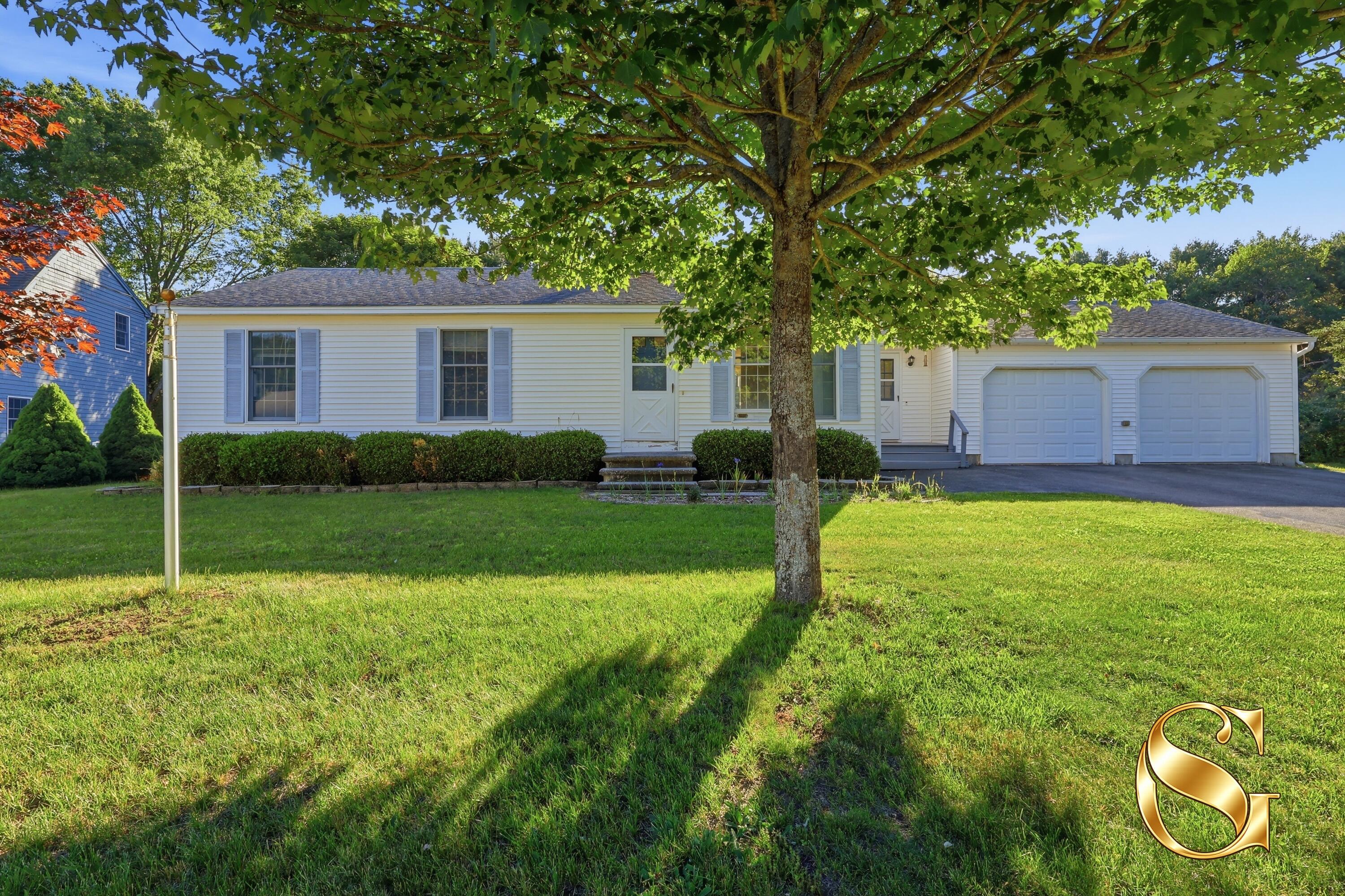 16 Coville Road Topsham, ME 04086 - Photo 1 of 33 1