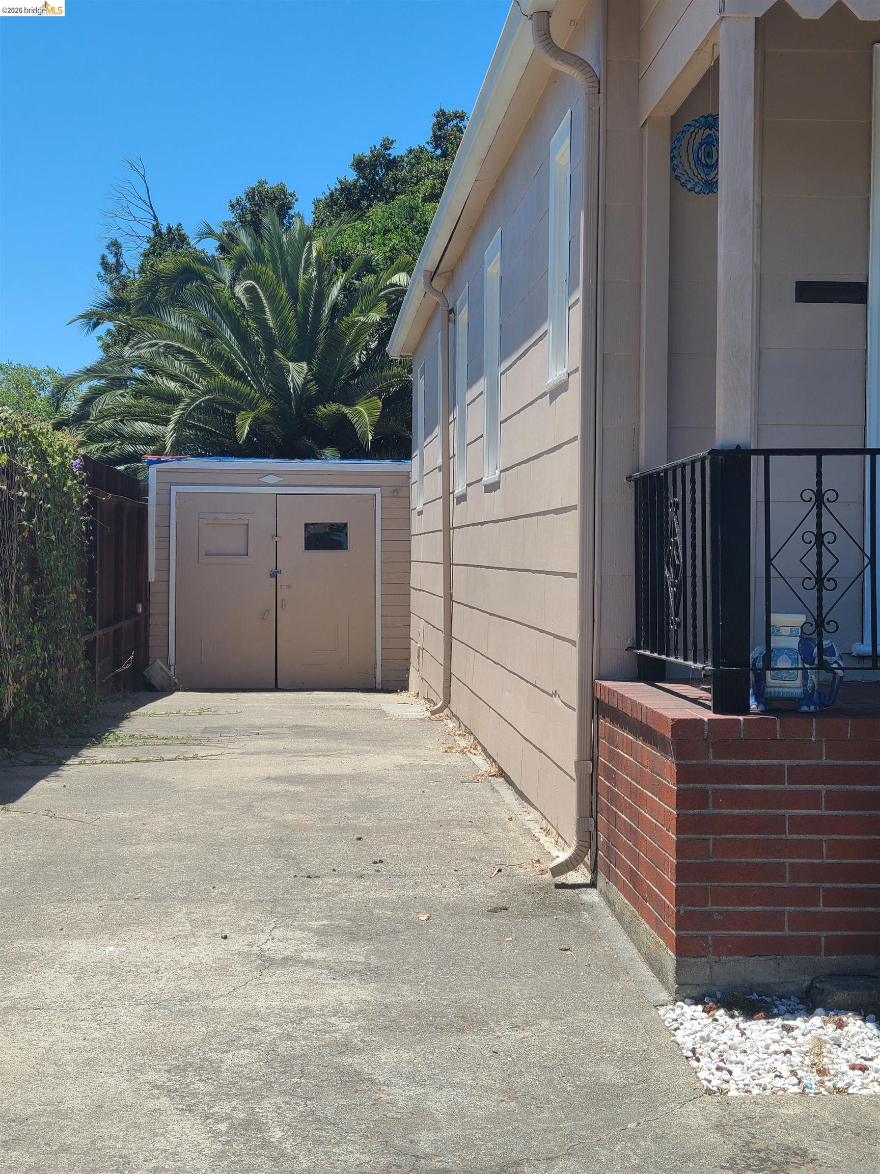 905 First Street Rodeo, CA 94572 - Photo 5 of 67