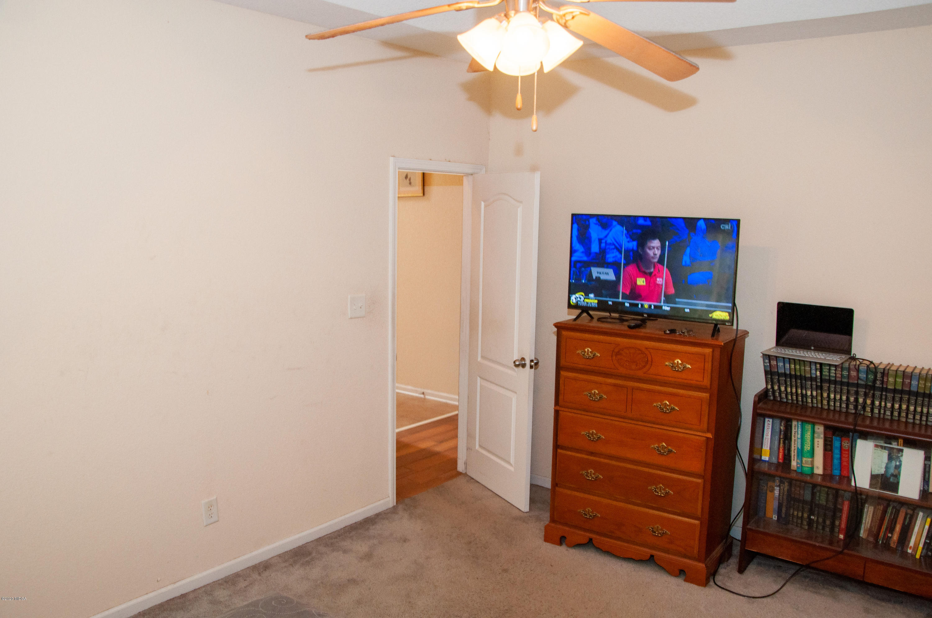 480 Bob White Road Macon, GA 31216 - Photo 19 of 28 a room with furniture and a flat screen tv