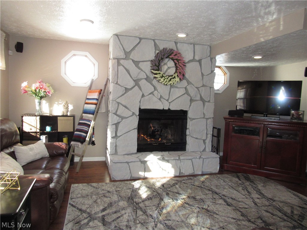 4233 Ridgeview Road Cleveland, OH 44144 - Photo 13 of 35 Gallery Image 13