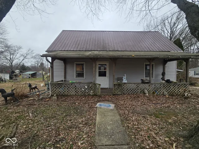 $44,900 | 903 South Sallust Street, Jasonville, IN 47438