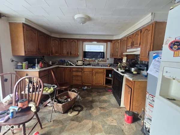 $40,000 | 903 South Sallust Street, Jasonville, IN 47438