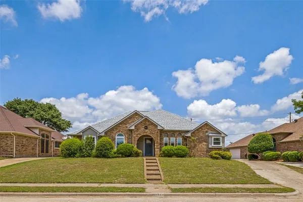 $430,000 | 1209 Sandy Creek Drive, Allen, TX 75002
