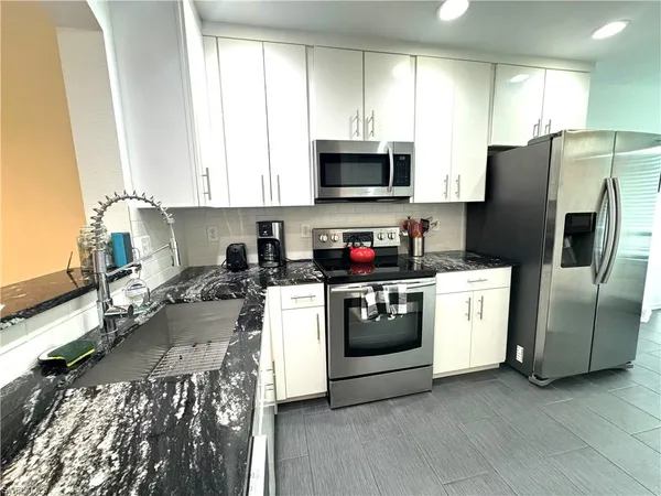 $4,500 | 7790 Woodbrook Circle, Unit 2603, Naples, FL 34104