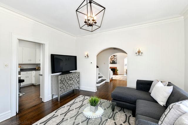 $715,000 | 250 Laurel Avenue, Wilmette, IL 60091