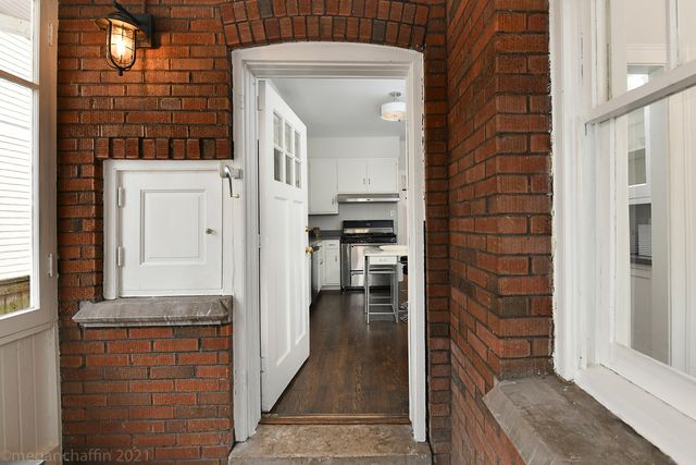 $715,000 | 250 Laurel Avenue, Wilmette, IL 60091