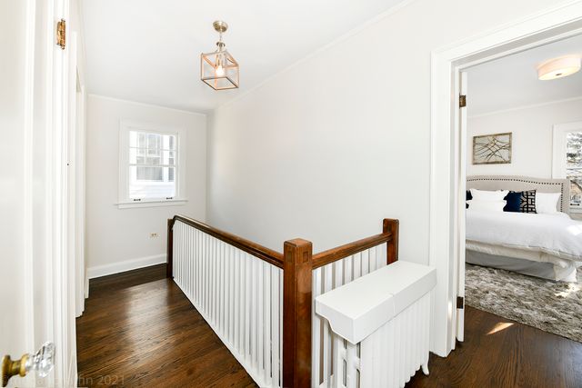 $715,000 | 250 Laurel Avenue, Wilmette, IL 60091