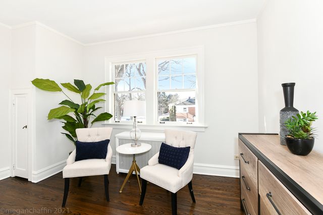 $715,000 | 250 Laurel Avenue, Wilmette, IL 60091