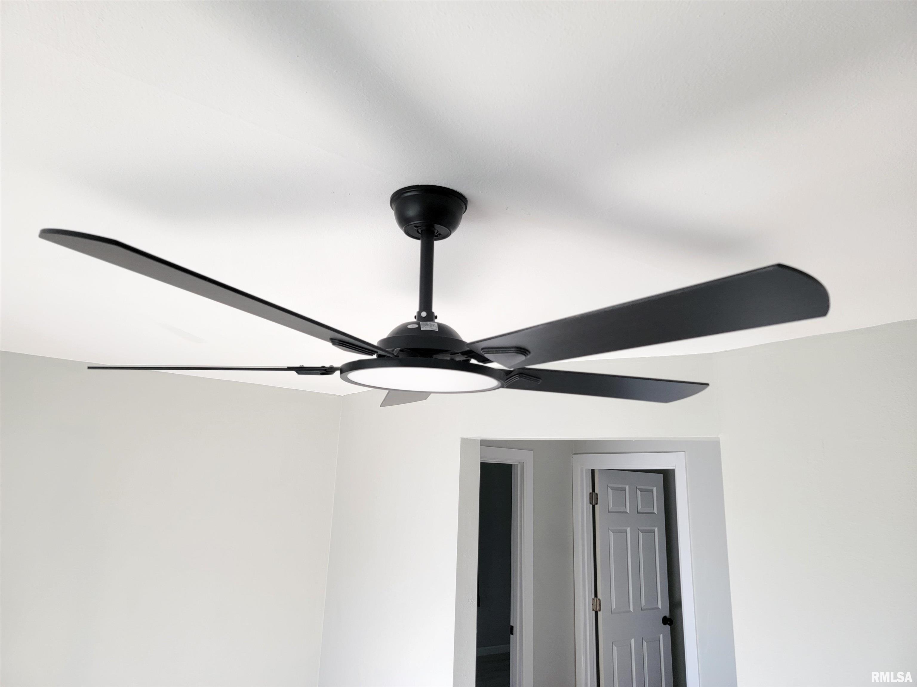 306 Bible Street Flora, IL 62839 - Photo 11 of 90