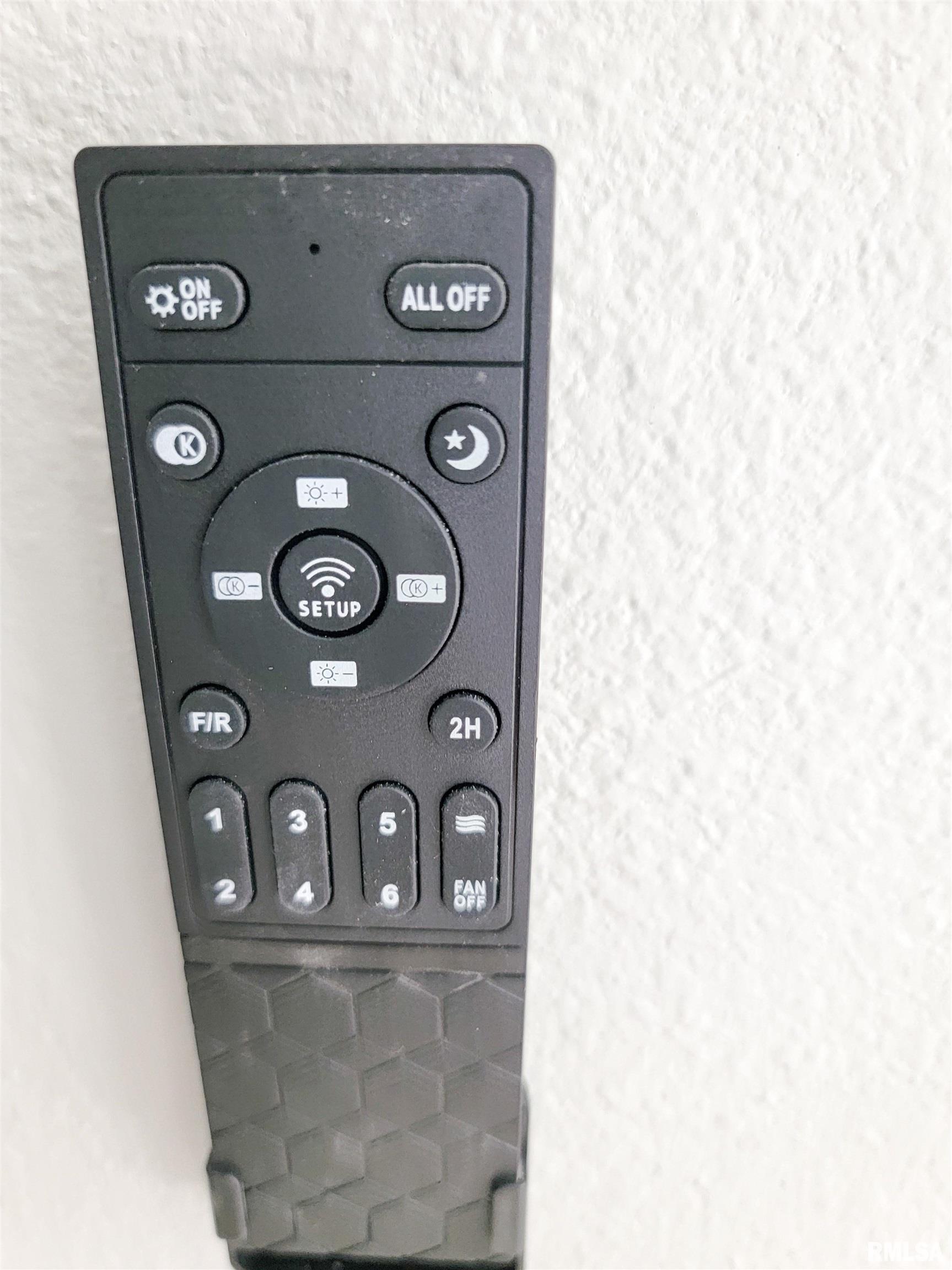 306 Bible Street Flora, IL 62839 - Photo 12 of 90