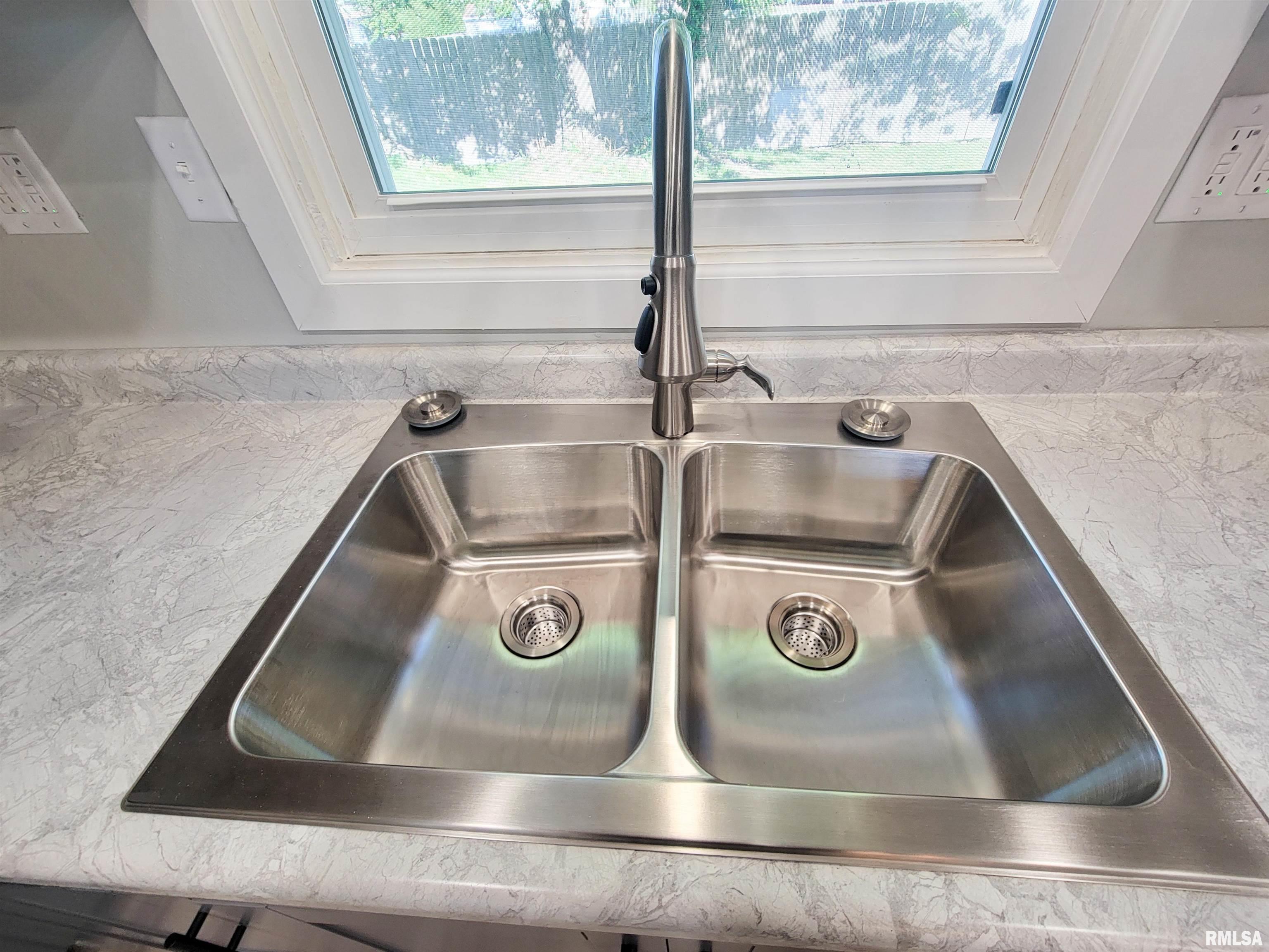 306 Bible Street Flora, IL 62839 - Photo 30 of 90