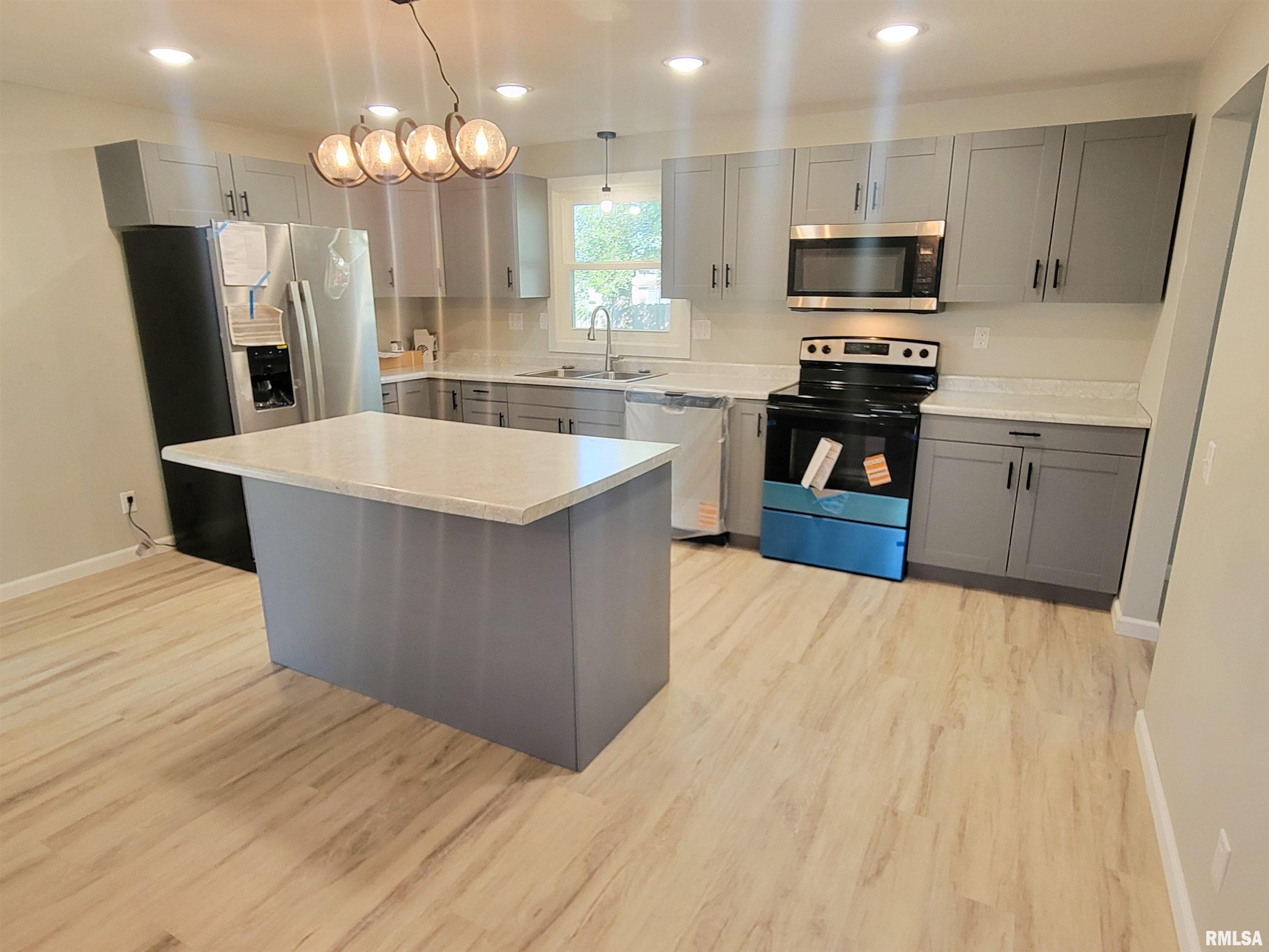 306 Bible Street Flora, IL 62839 - Photo 40 of 90