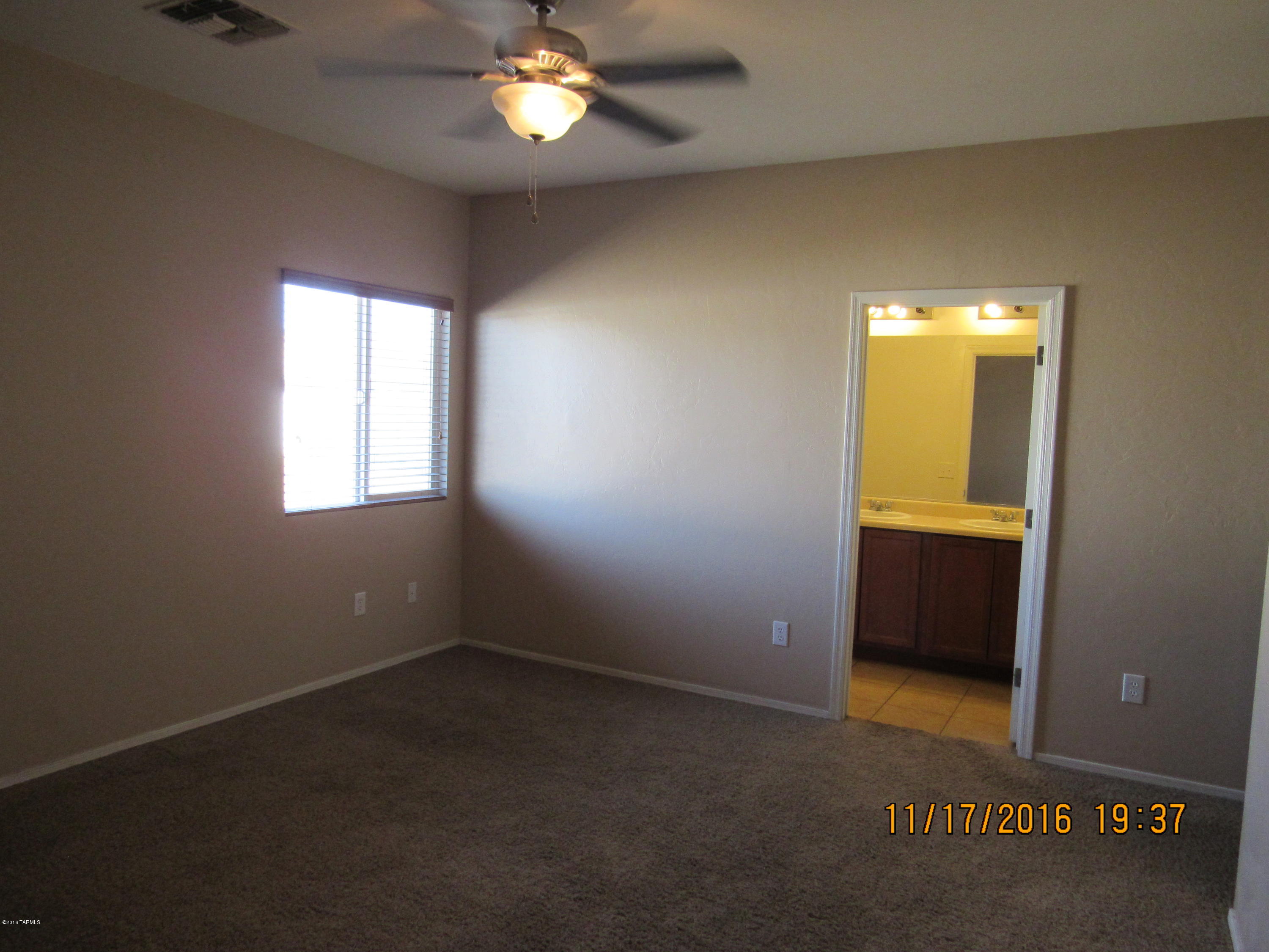8316 West Razorbill Drive Tucson, AZ 85757 - Photo 10 of 32 Gallery Image 10