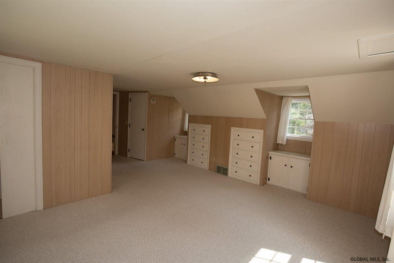 1647 New Scotland Road Bethlehem, NY 12159 - Photo 15 of 25 Photo 15