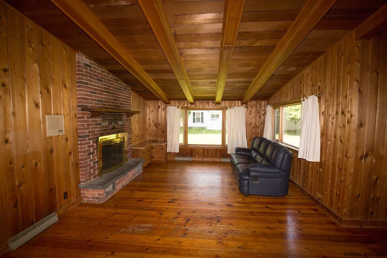 1647 New Scotland Road Bethlehem, NY 12159 - Photo 8 of 25 Photo 8
