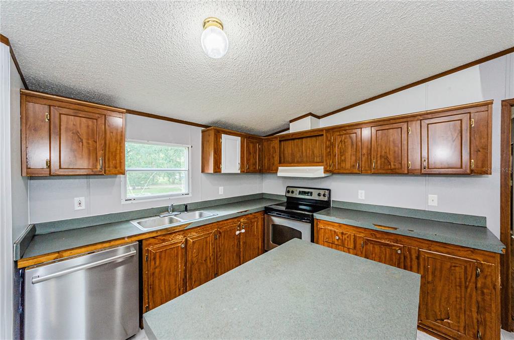 11118 Brahman Road Lithia, FL 33547 - Photo 50 of 60 Gallery Image 50
