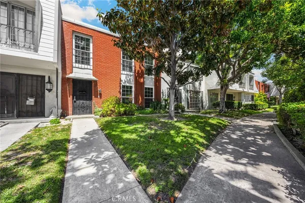 $550,000 | 1800 West Gramercy Avenue, Unit 21, Anaheim, CA 92801