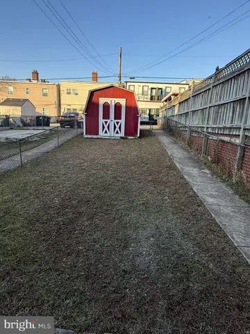 a view of parking area
