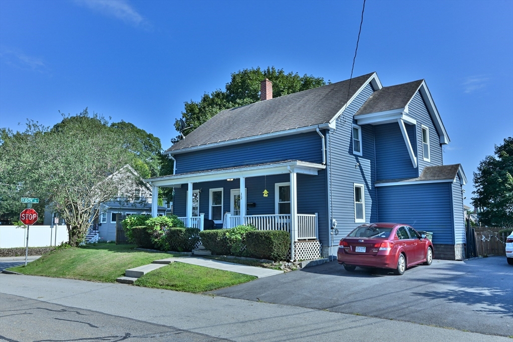 12 Tower Street Webster, MA 01570 - Photo 1 of 34