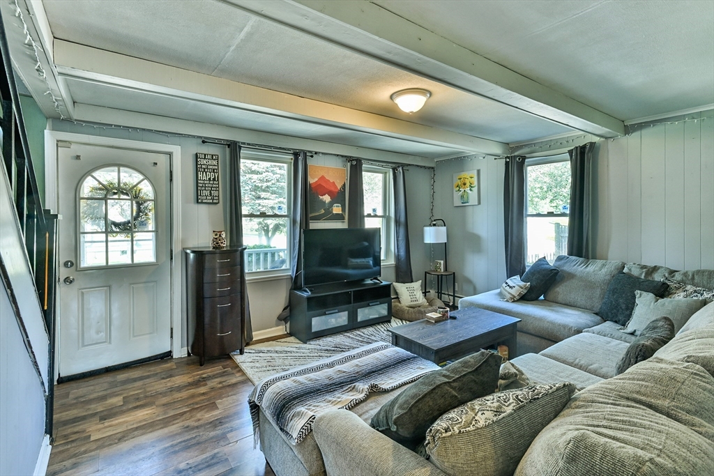 12 Tower Street Webster, MA 01570 - Photo 12 of 34