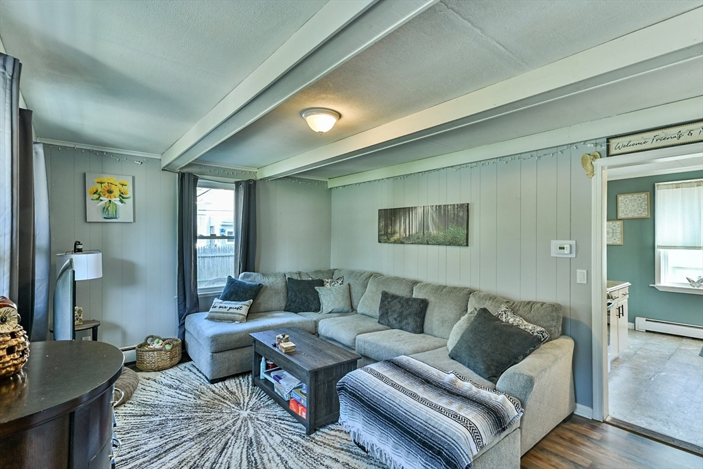 12 Tower Street Webster, MA 01570 - Photo 13 of 34