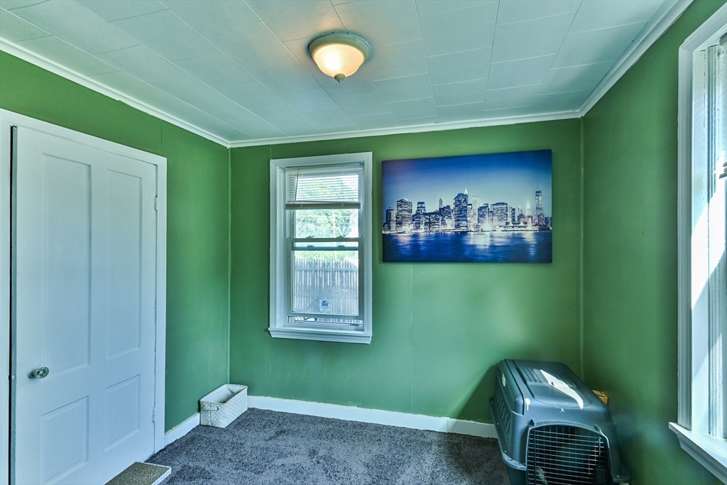 12 Tower Street Webster, MA 01570 - Photo 26 of 34