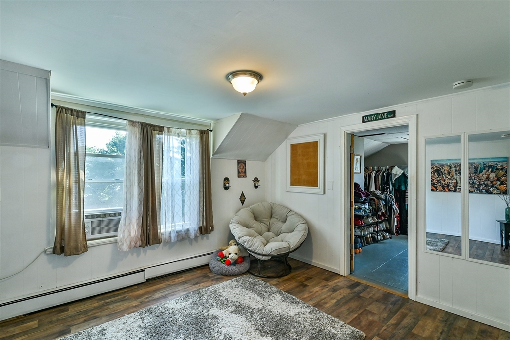 12 Tower Street Webster, MA 01570 - Photo 27 of 34