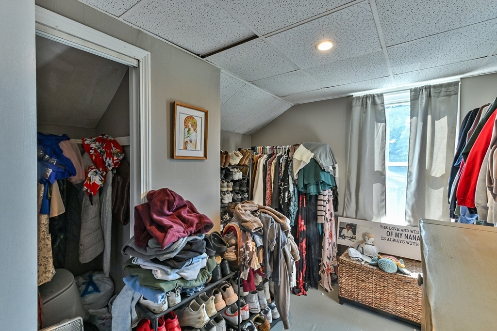 12 Tower Street Webster, MA 01570 - Photo 33 of 34