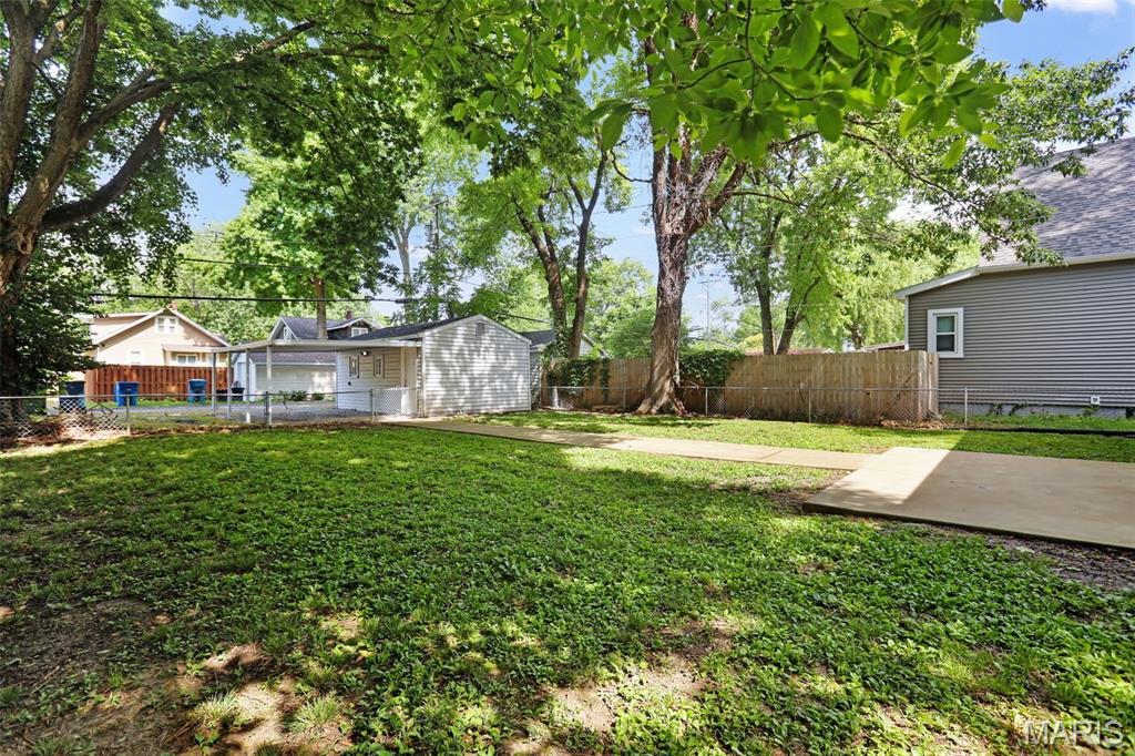 927 Troy Road Edwardsville, IL 62025 - Photo 24 of 27