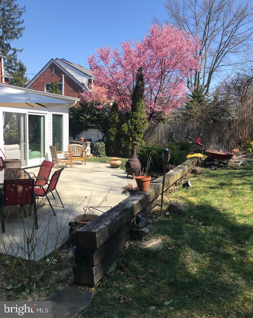 124 Berkley Road Devon, PA 19333 - Photo 12 of 13 Patio