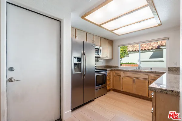 $499,000 | 77571 Calle Las Brisas South, Palm Desert, CA 92211