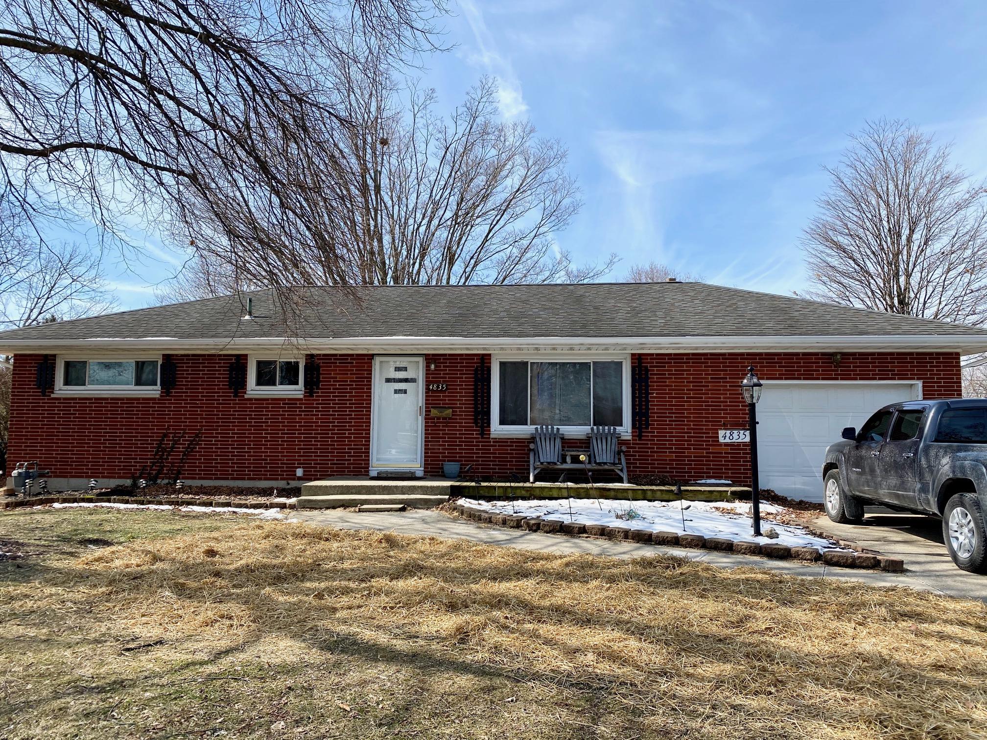 4835 Middle Urbana Road Springfield, OH 45503 - Photo 3 of 19