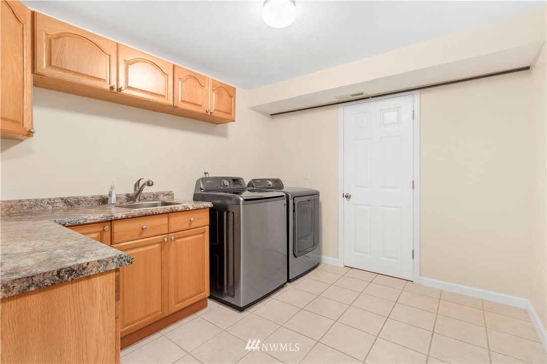 3589 Ridgemont Way Bellingham, WA 98229 - Photo 17 of 25 Gallery Image 17