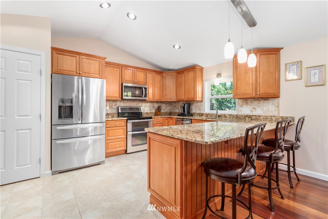 3589 Ridgemont Way Bellingham, WA 98229 - Photo 6 of 25 Gallery Image 6