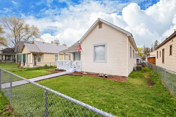 $229,900 | 1315 West Indiana Avenue, Spokane, WA 99205