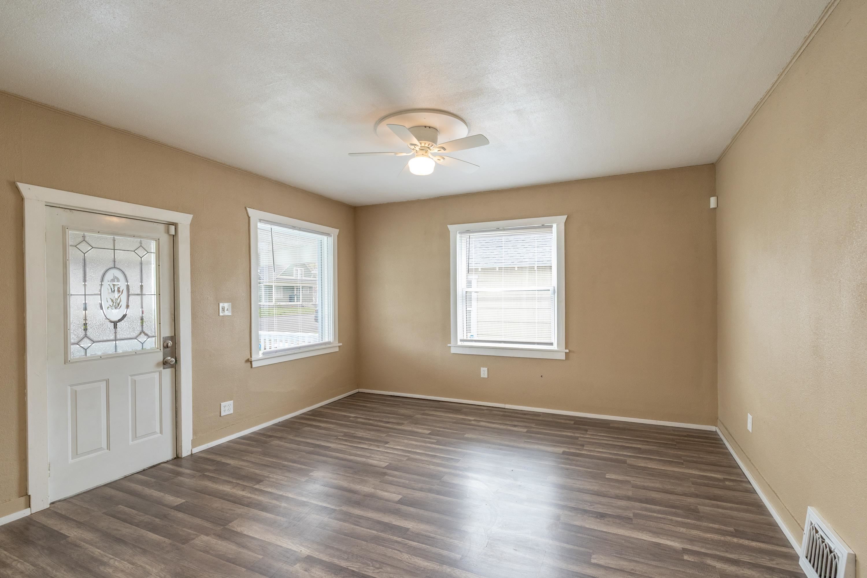 1315 West Indiana Avenue Spokane, WA 99205 - Photo 5 of 22