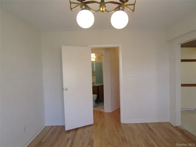 $469,000 | 20 Daley Place, Unit 128, Lynbrook, NY 11563