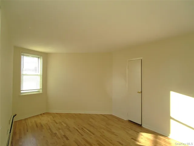 $469,000 | 20 Daley Place, Unit 128, Lynbrook, NY 11563