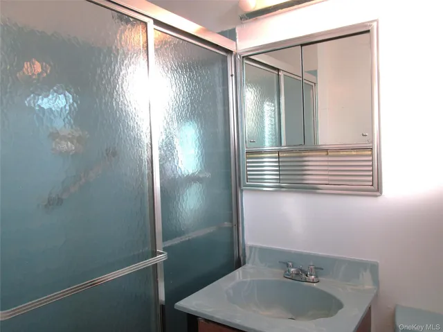 $469,000 | 20 Daley Place, Unit 128, Lynbrook, NY 11563