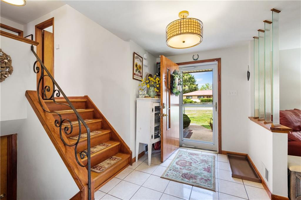 1152 Princeton Road Monroeville, PA 15146 - Photo 2 of 25 Gallery Image 2