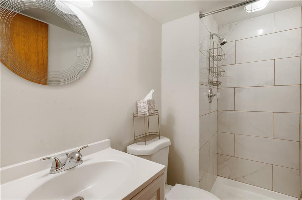 1152 Princeton Road Monroeville, PA 15146 - Photo 15 of 25 Gallery Image 15