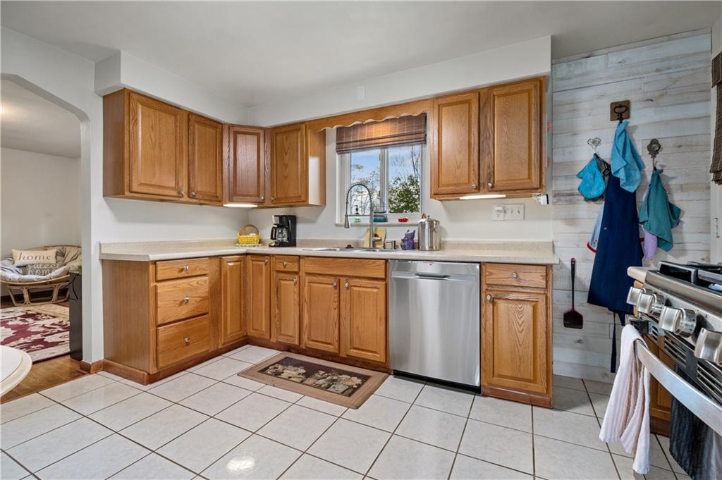 1152 Princeton Road Monroeville, PA 15146 - Photo 7 of 25 Gallery Image 7