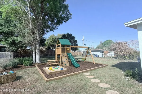 $2,000 | 2556 Sarno Road, Melbourne, FL 32935
