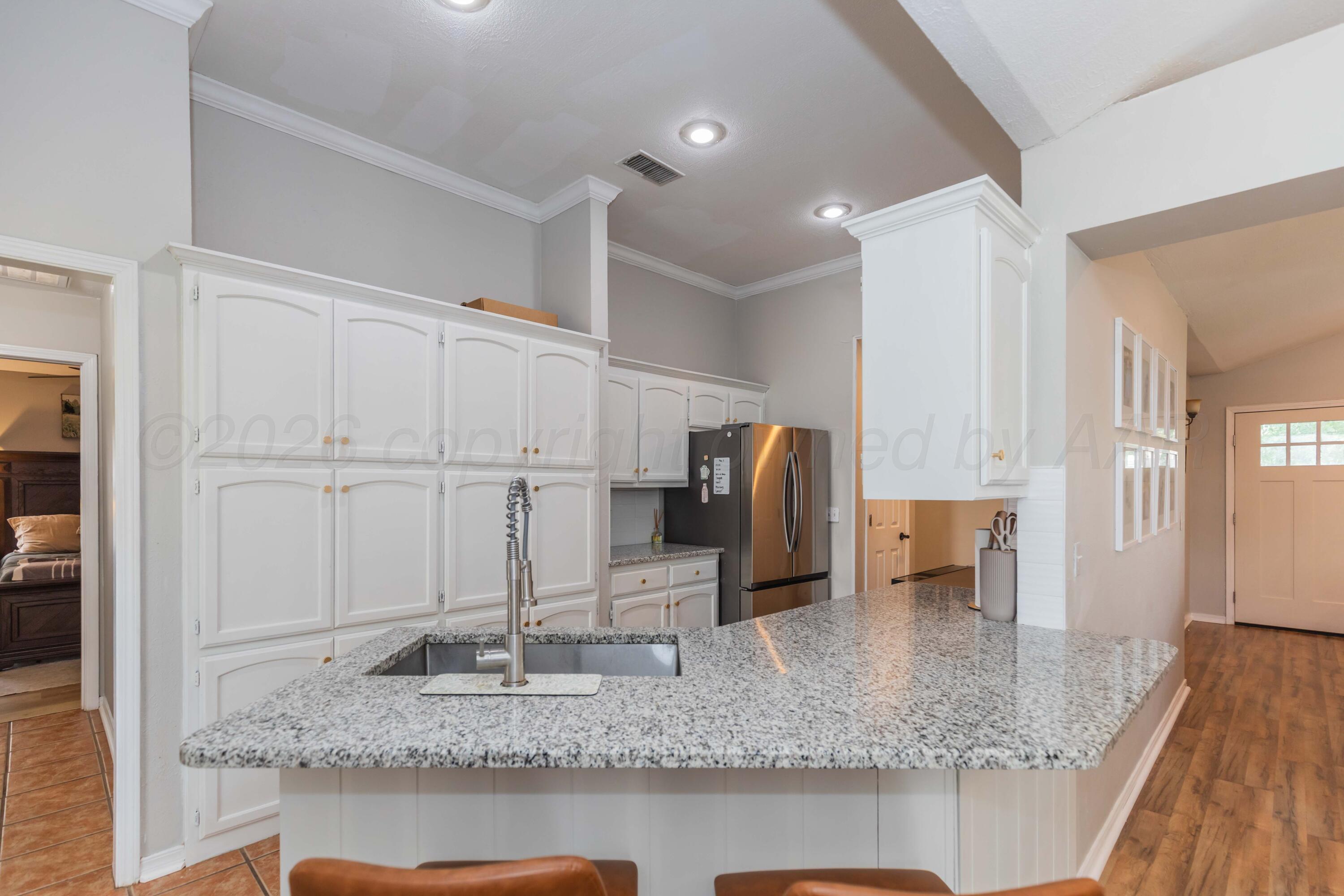 KITCHEN VIEW 3