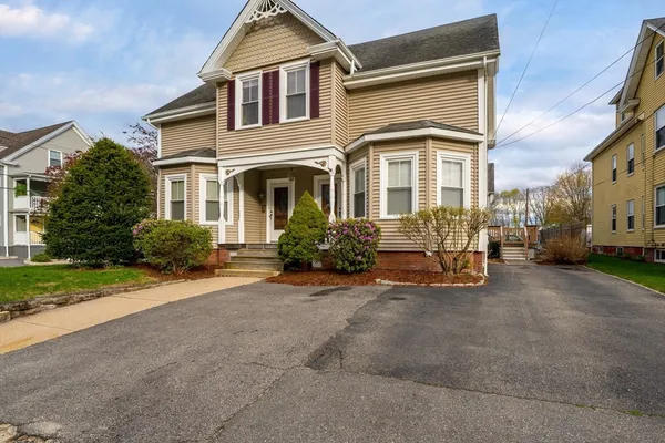 $2,500 | 4 Prospect Street, Unit 4, Attleboro, MA 02703