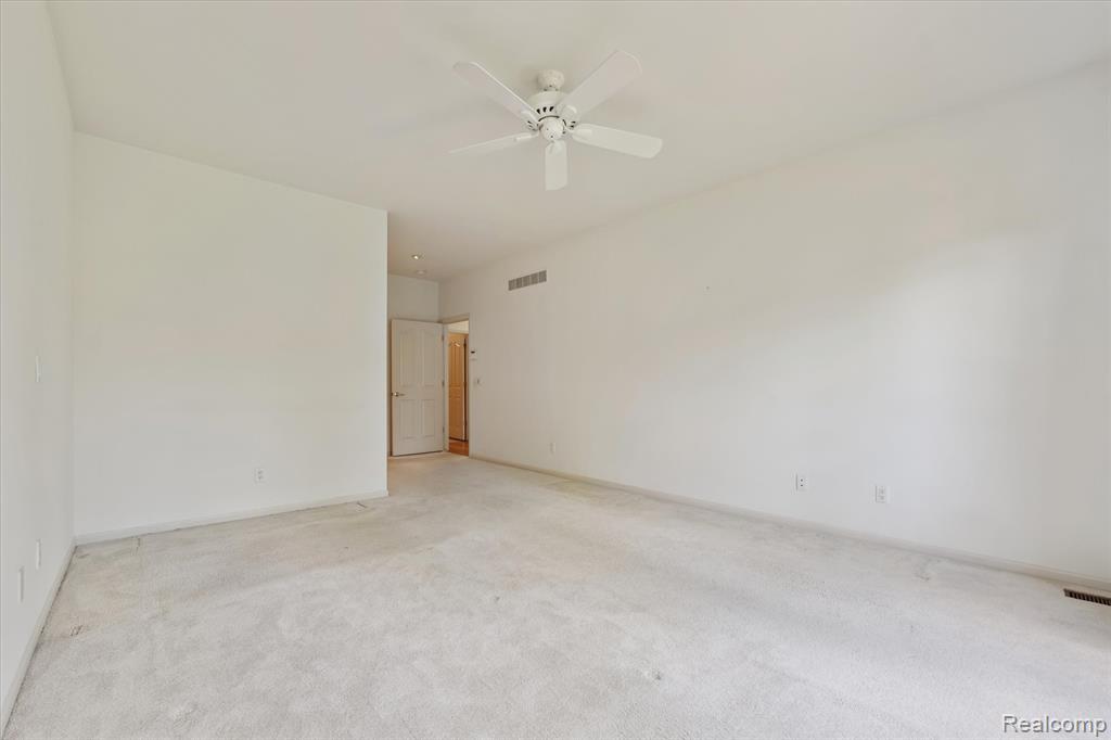 1921 Dunham Drive Rochester, MI 48306 - Photo 22 of 48