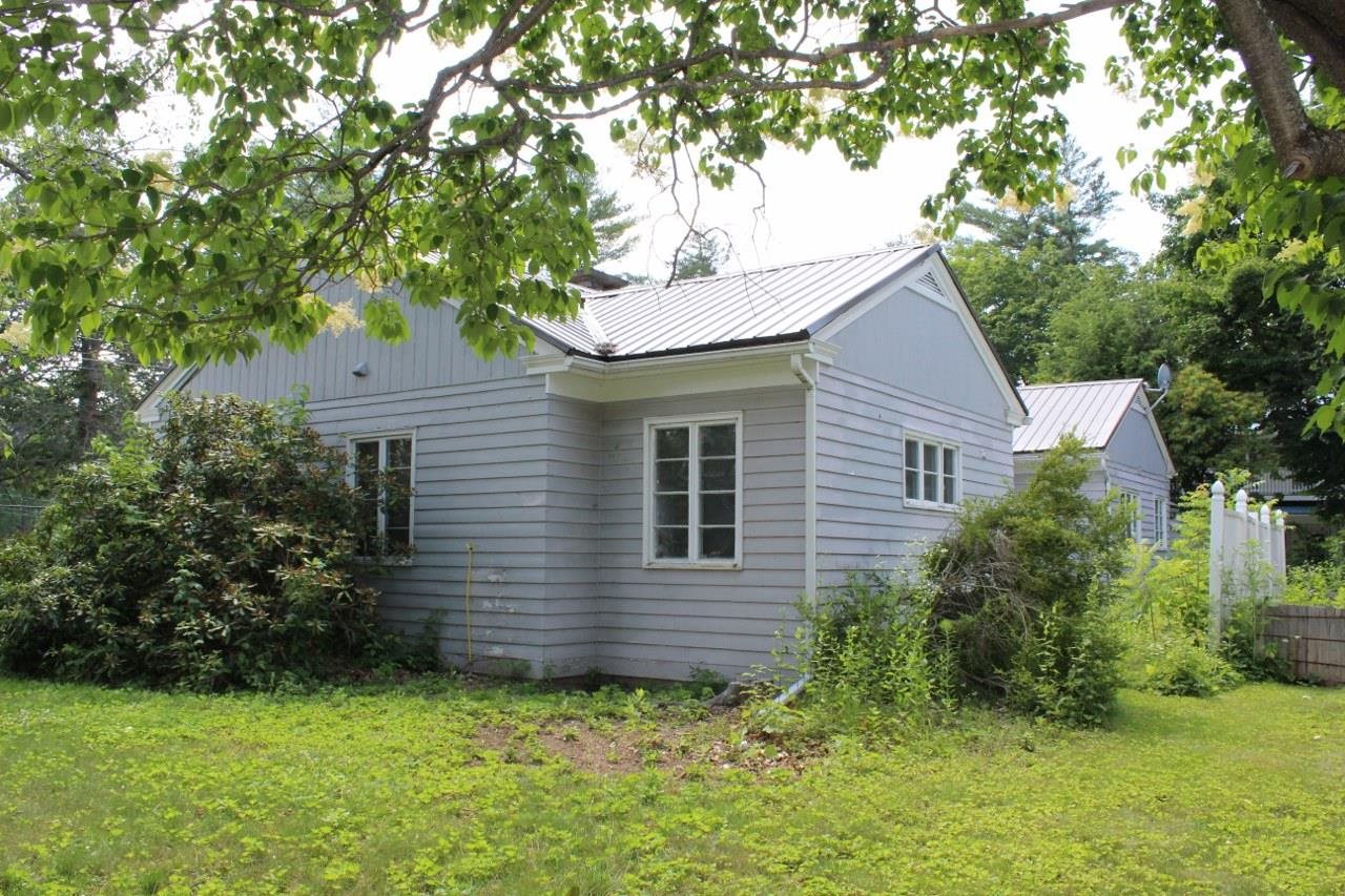 6 Circular Street Springfield, VT 05156 - Photo 5 of 22