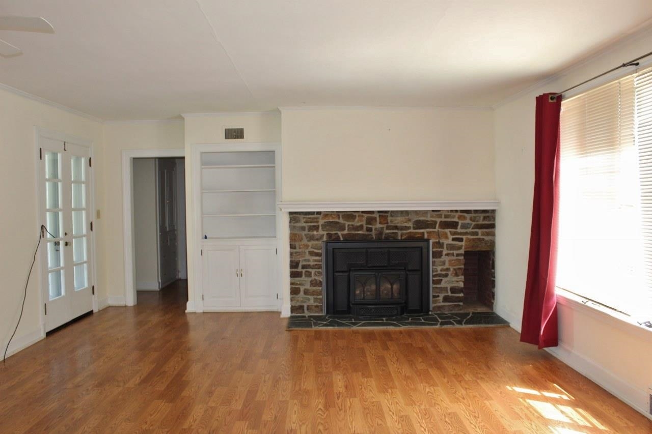 6 Circular Street Springfield, VT 05156 - Photo 7 of 22